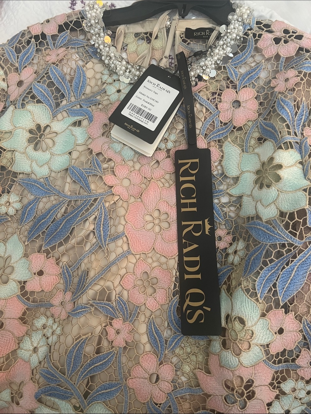 Floral Lace Embellished Pink & Blue Top NWT - Picture 4 of 7